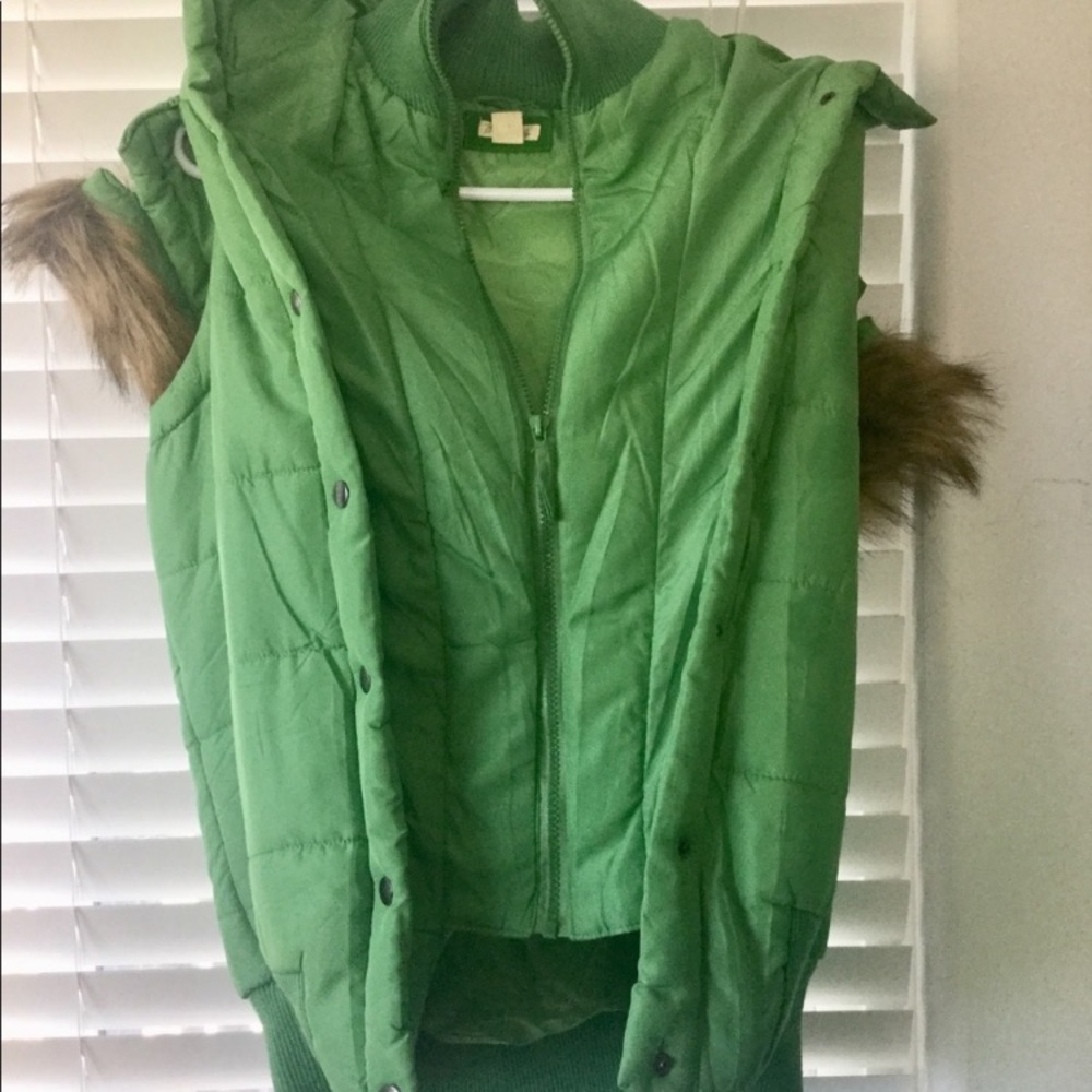 Hooded Puffer Vest